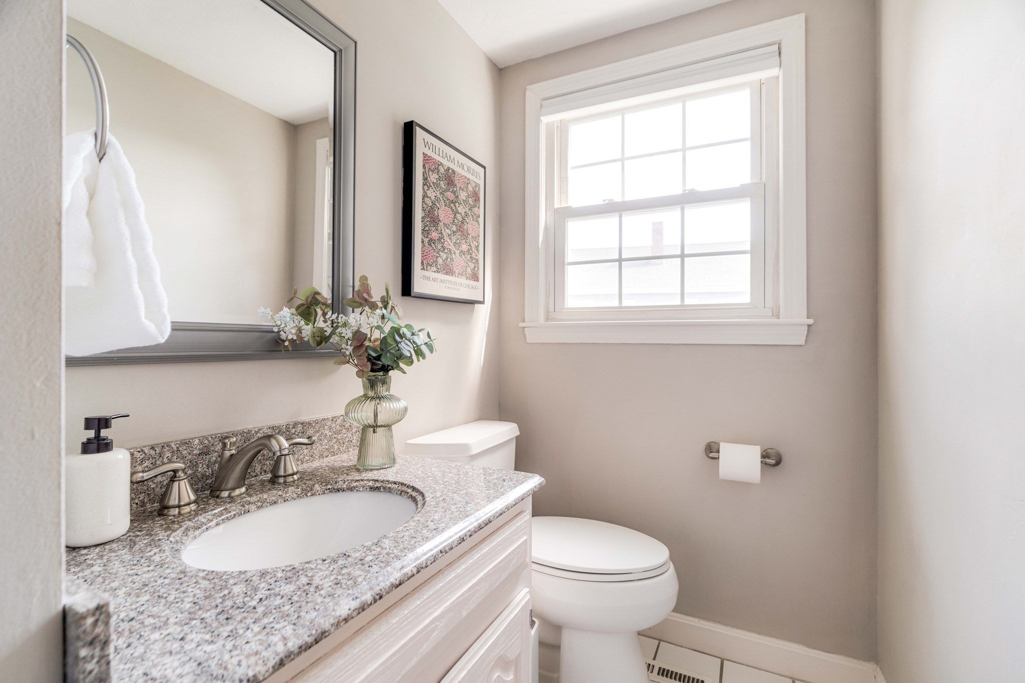 42 Salem St #A Wakefield, MA 01880