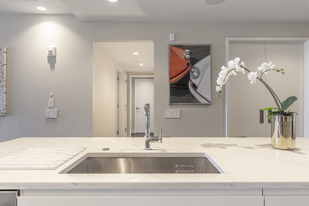 150 Seaport Blvd #6D Boston, MA 02210