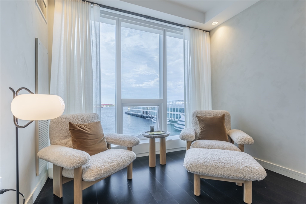 150 Seaport Blvd #6D Boston, MA 02210