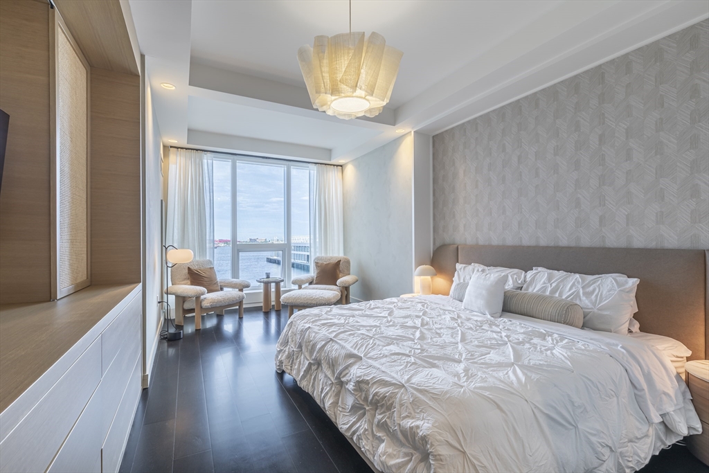 150 Seaport Blvd #6D Boston, MA 02210