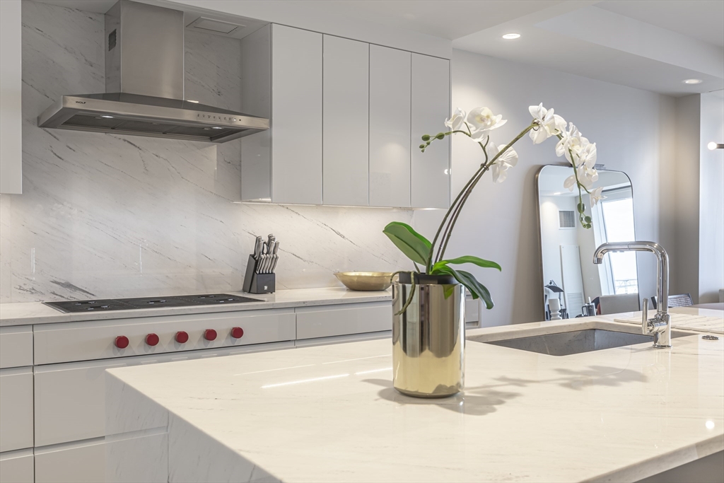 150 Seaport Blvd #6D Boston, MA 02210