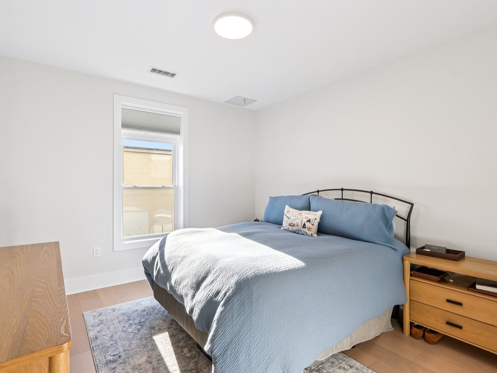 62 Foundry St #204 Wakefield, MA 01880