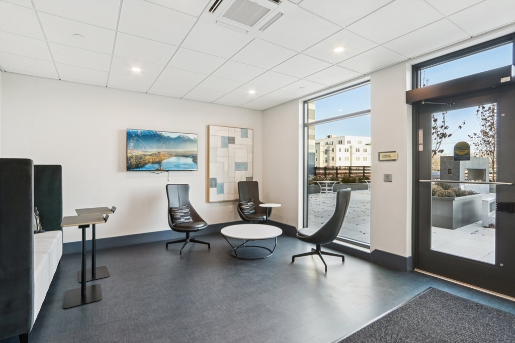 62 Foundry St #204 Wakefield, MA 01880