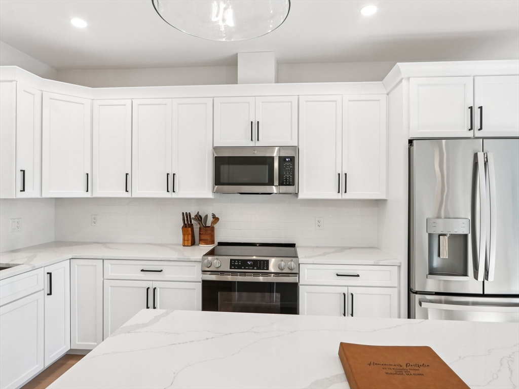 62 Foundry St #204 Wakefield, MA 01880