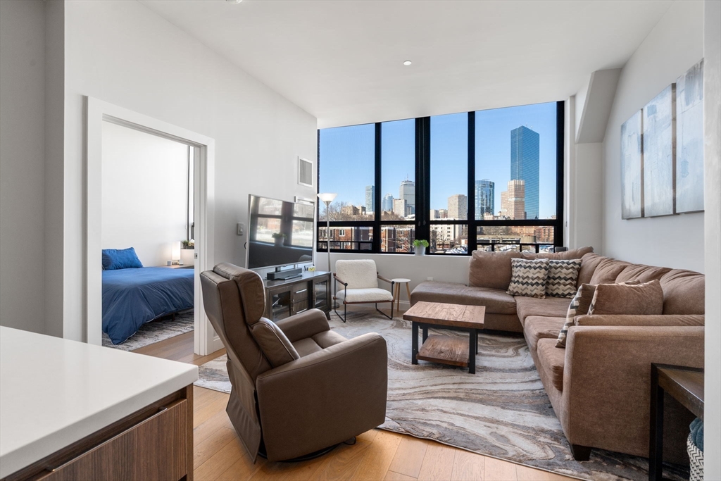 100 Shawmut Ave #302 Boston, MA 02118