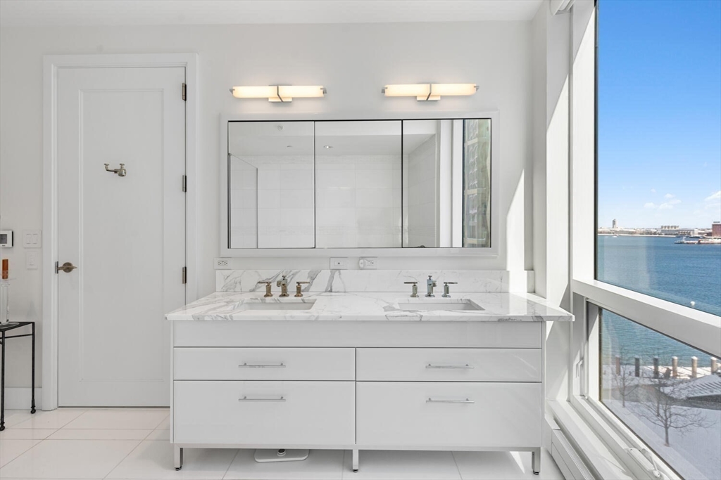 22 Liberty Dr #8F Boston, MA 02210