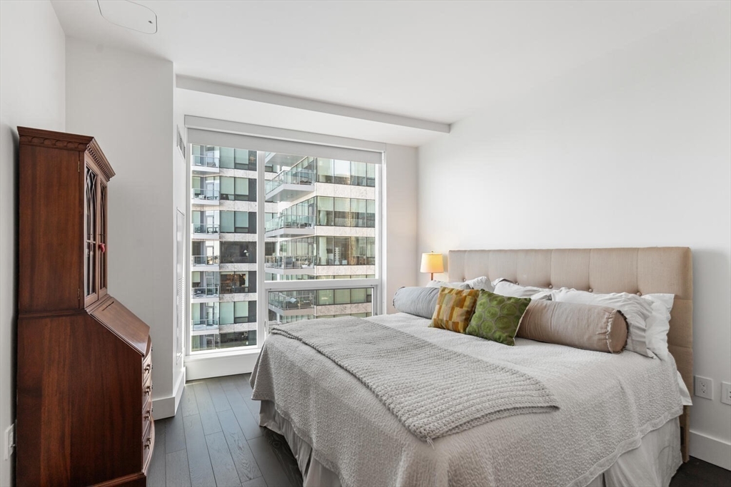 22 Liberty Dr #8F Boston, MA 02210