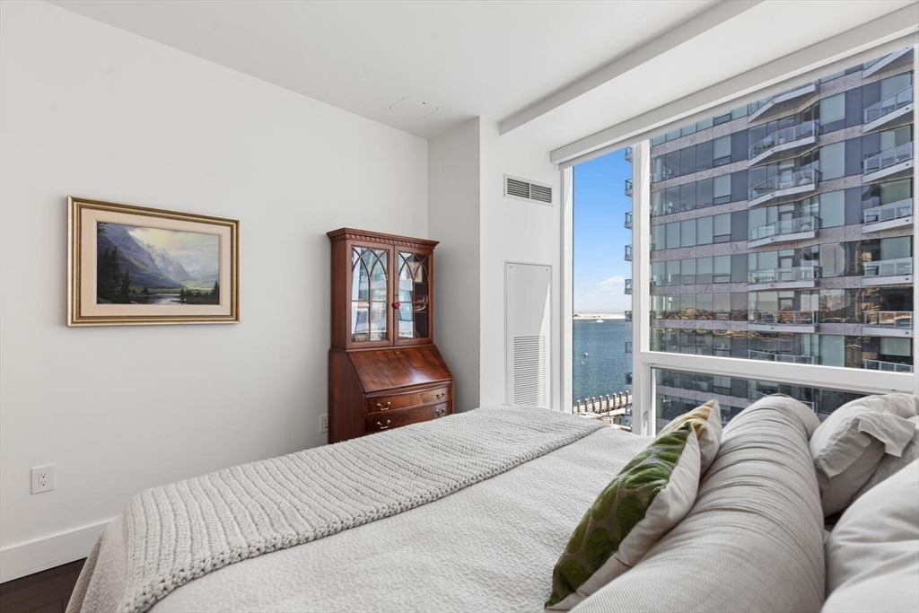 22 Liberty Dr #8F Boston, MA 02210