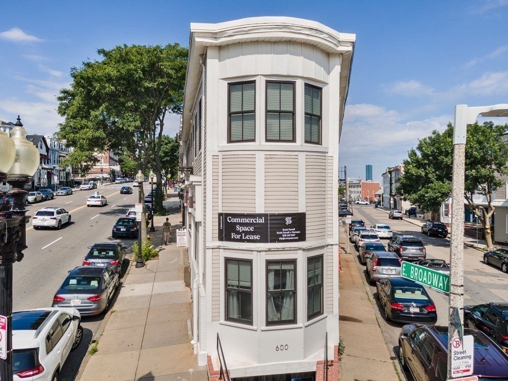 600 E Broadway Boston, MA 02127