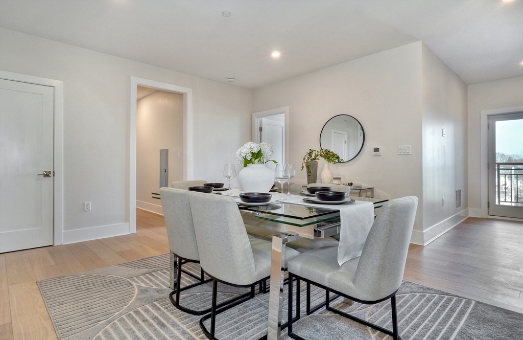 62 Foundry St #310 Wakefield, MA 01880 62 Foundry St #310 Wakefield, MA 01880
