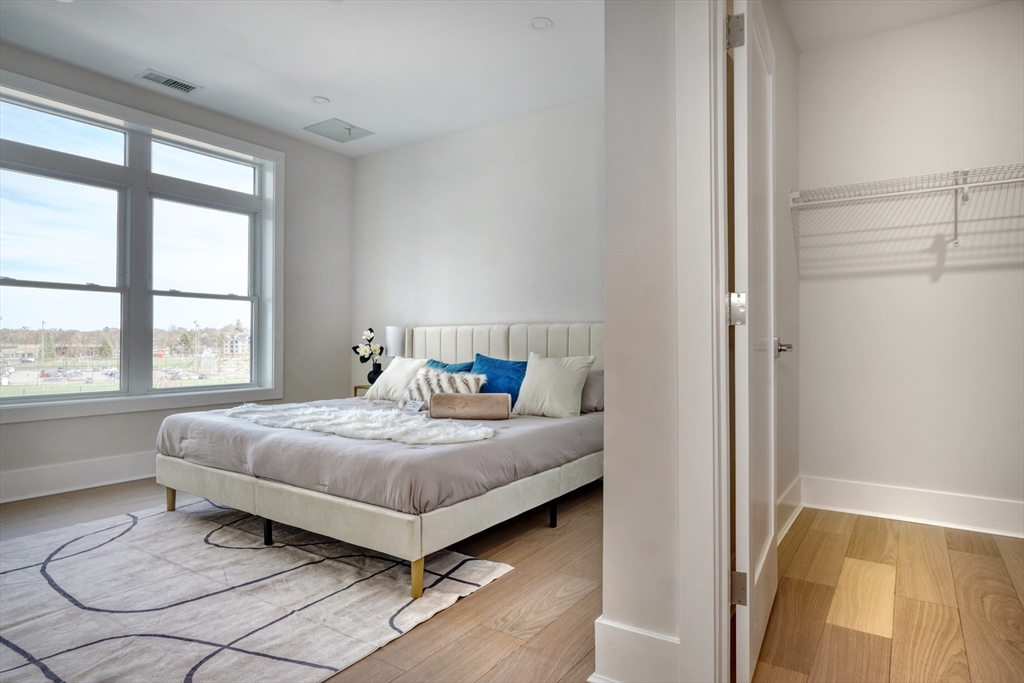 62 Foundry St #310 Wakefield, MA 01880 62 Foundry St #310 Wakefield, MA 01880