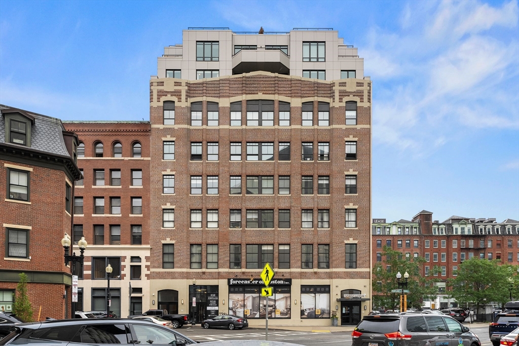 121 Portland St #505