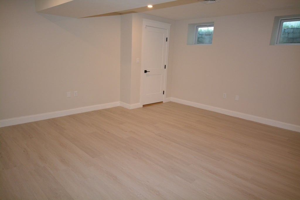 361 Salem St #2 Wakefield, MA 01880