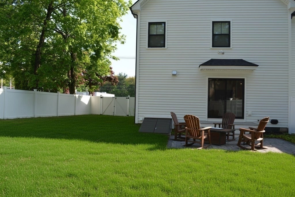 361 Salem St #2 Wakefield, MA 01880