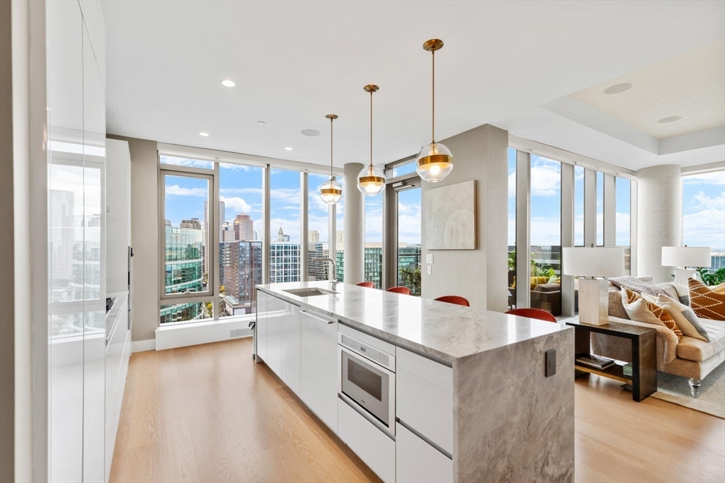 133 Seaport Blvd #PH 3A Boston, MA 02210 133 Seaport Blvd #PH 3A Boston, MA 02210