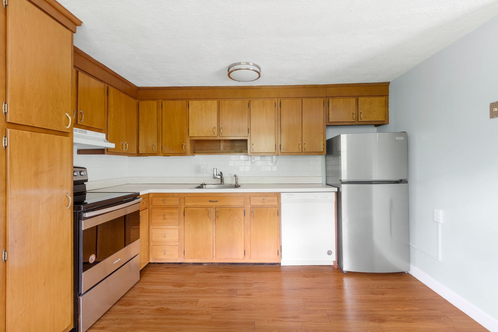 72 Renwick Rd #B Wakefield, MA 01880