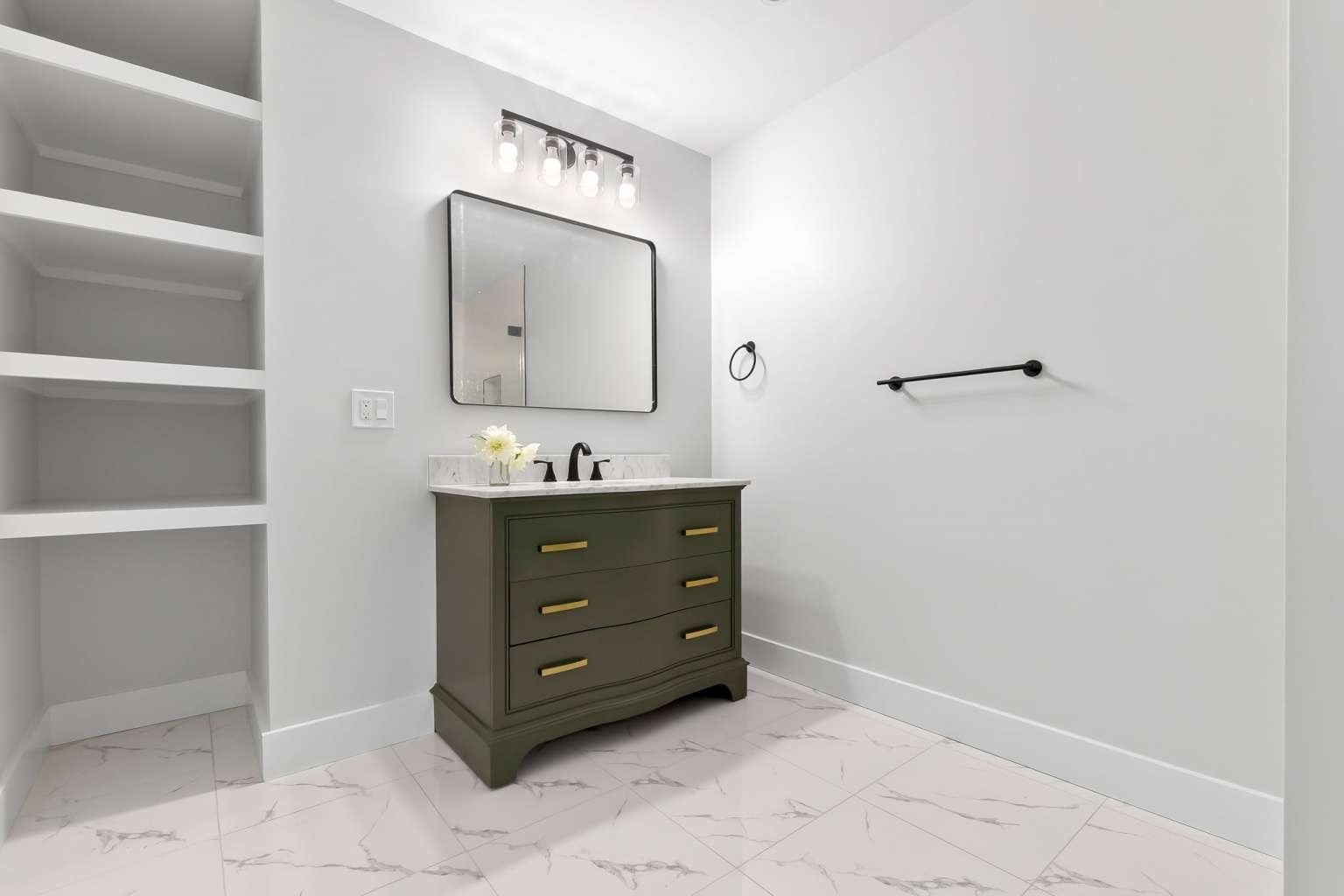 57 Myrtle Ave #2 Wakefield, MA 01880