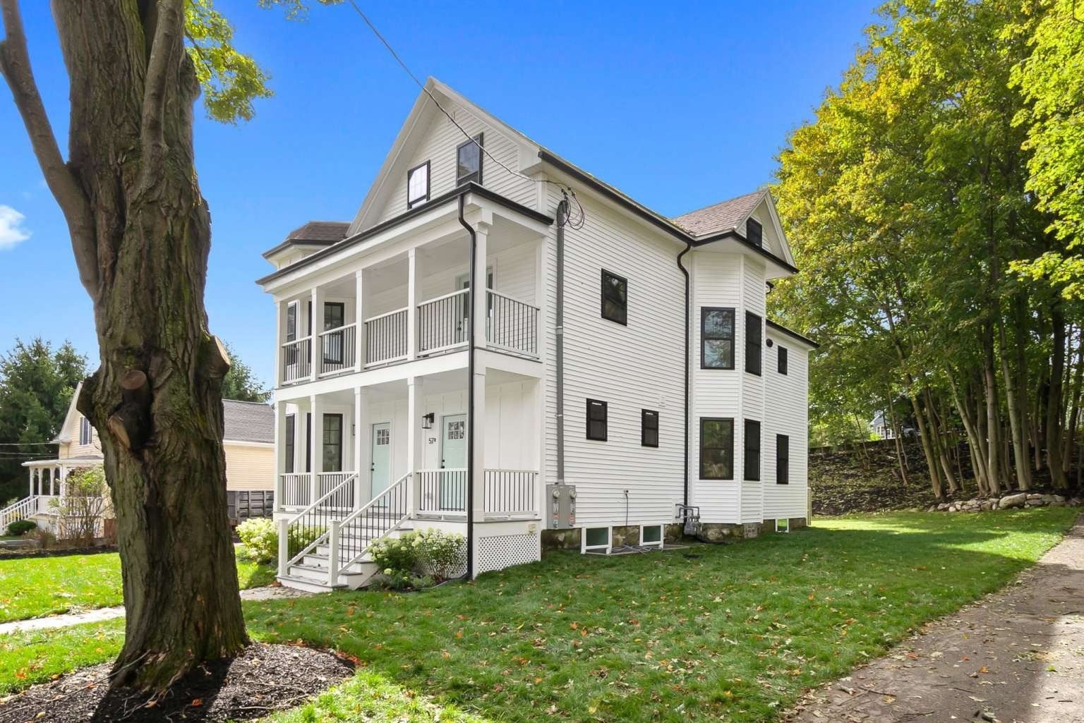 57 Myrtle Ave #2 Wakefield, MA 01880