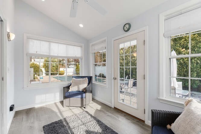 19 Fellsmere Ave Wakefield, MA 01880