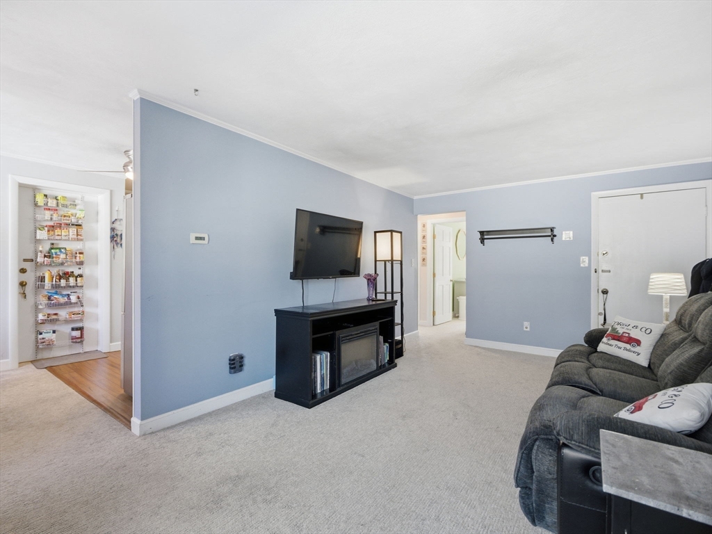 68 Preston St #6D Wakefield, MA 01880