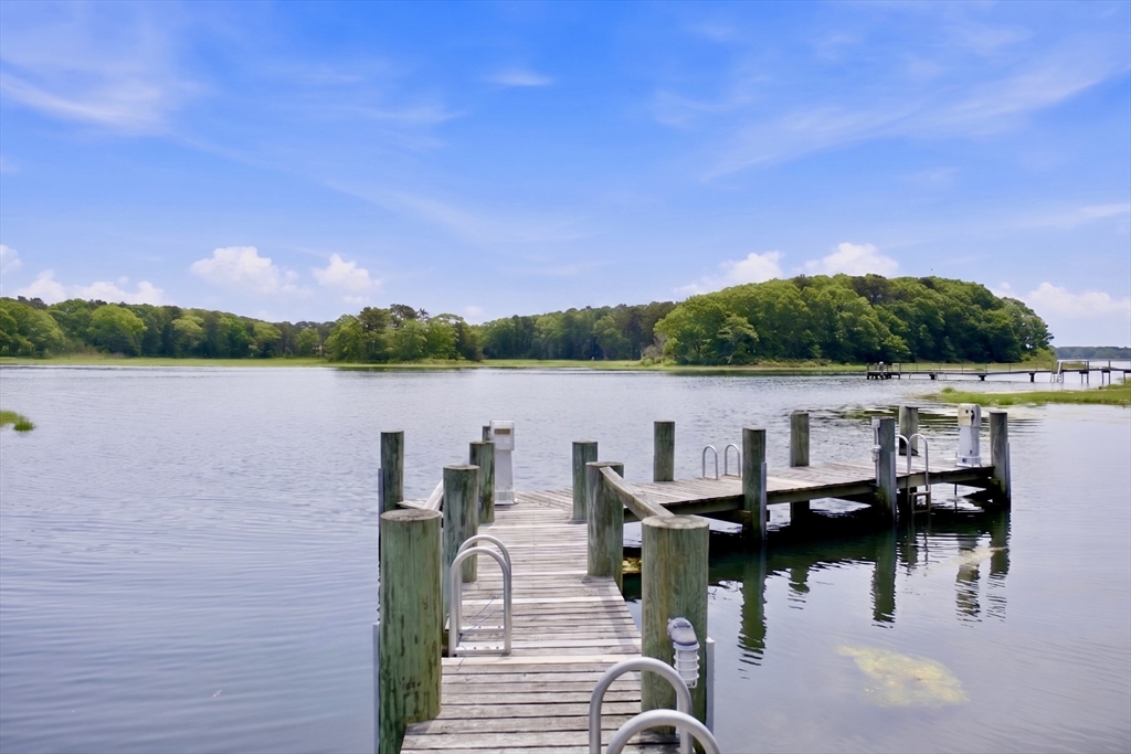 375 Baxters Neck Rd Barnstable, MA 02648