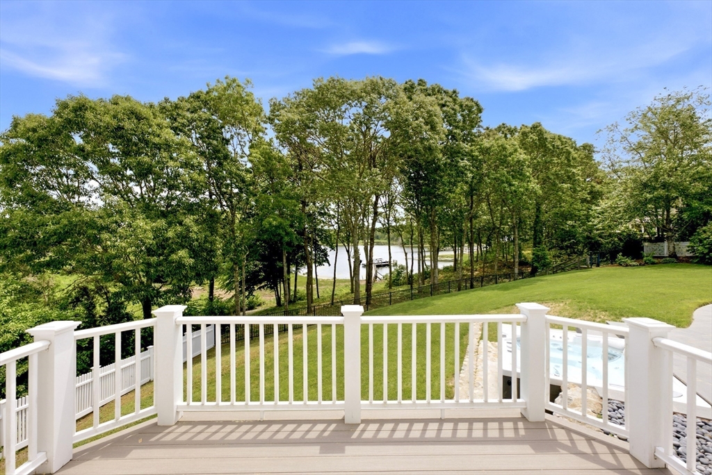 375 Baxters Neck Rd Barnstable, MA 02648