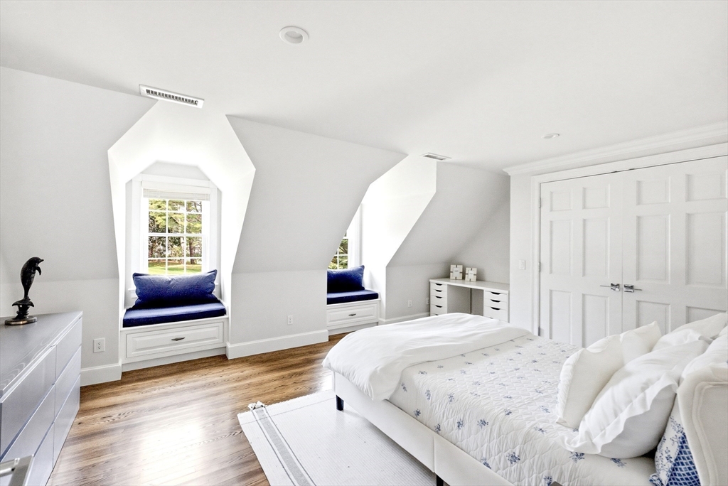 375 Baxters Neck Rd Barnstable, MA 02648