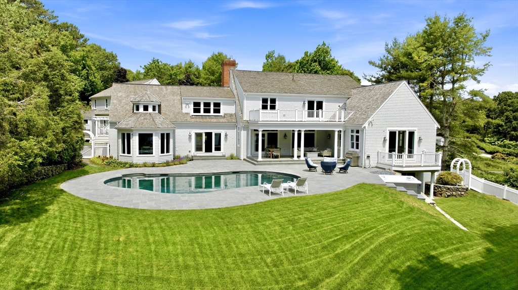 375 Baxters Neck Rd Barnstable, MA 02648