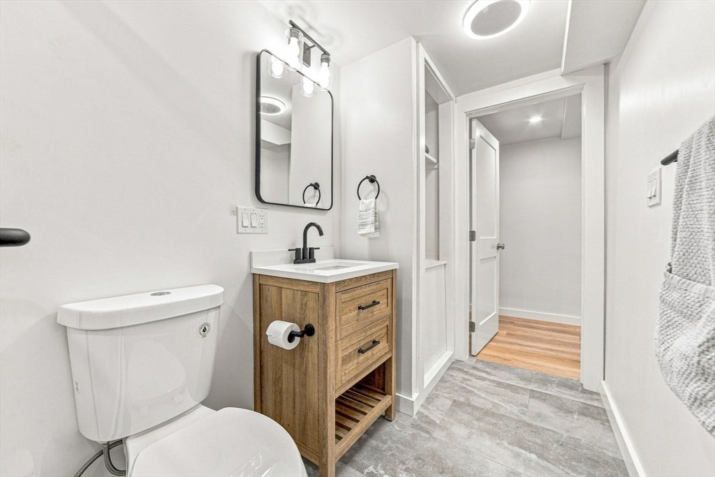 18 Jefferson Rd #A Wakefield, MA 01880
