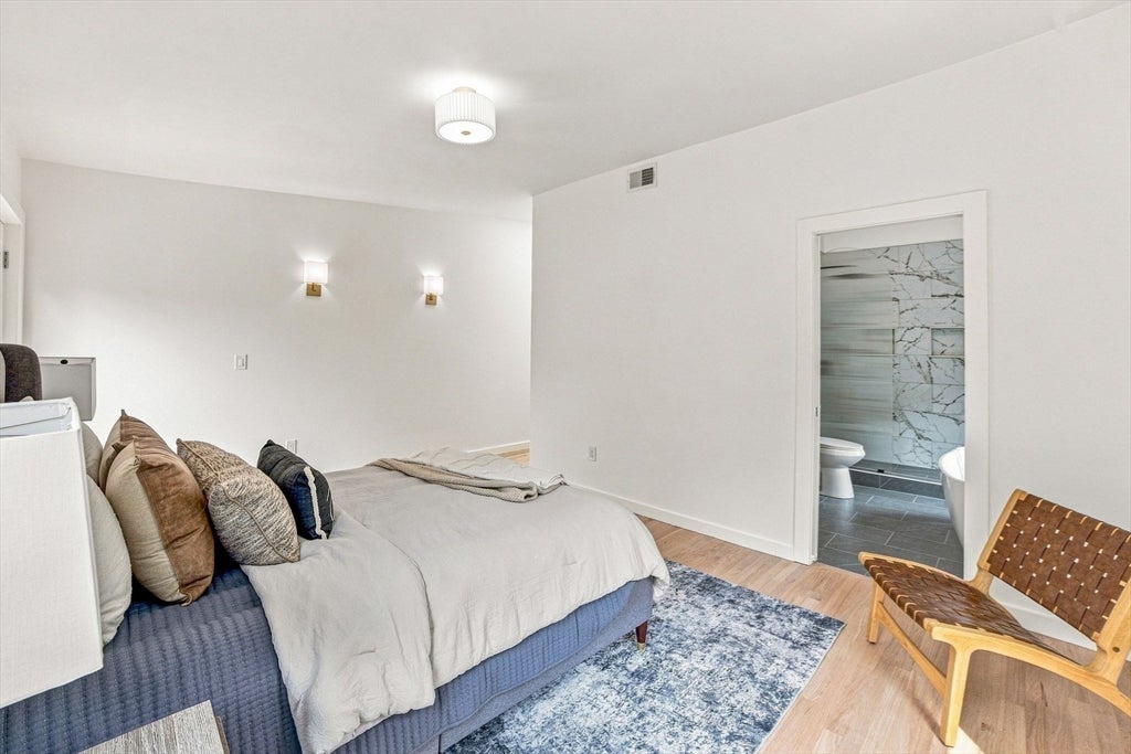 18 Jefferson Rd #A Wakefield, MA 01880