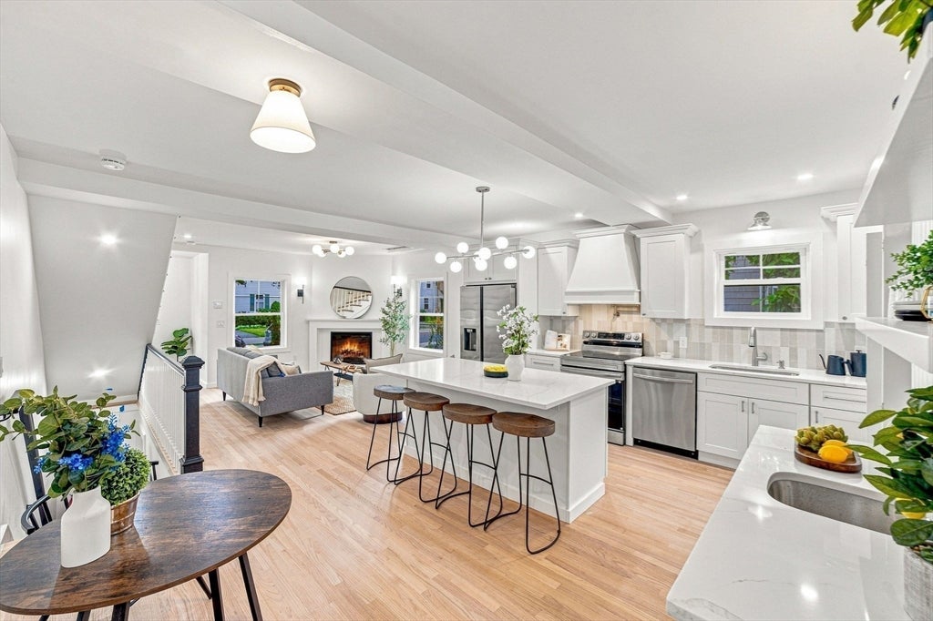 18 Jefferson Rd #A Wakefield, MA 01880