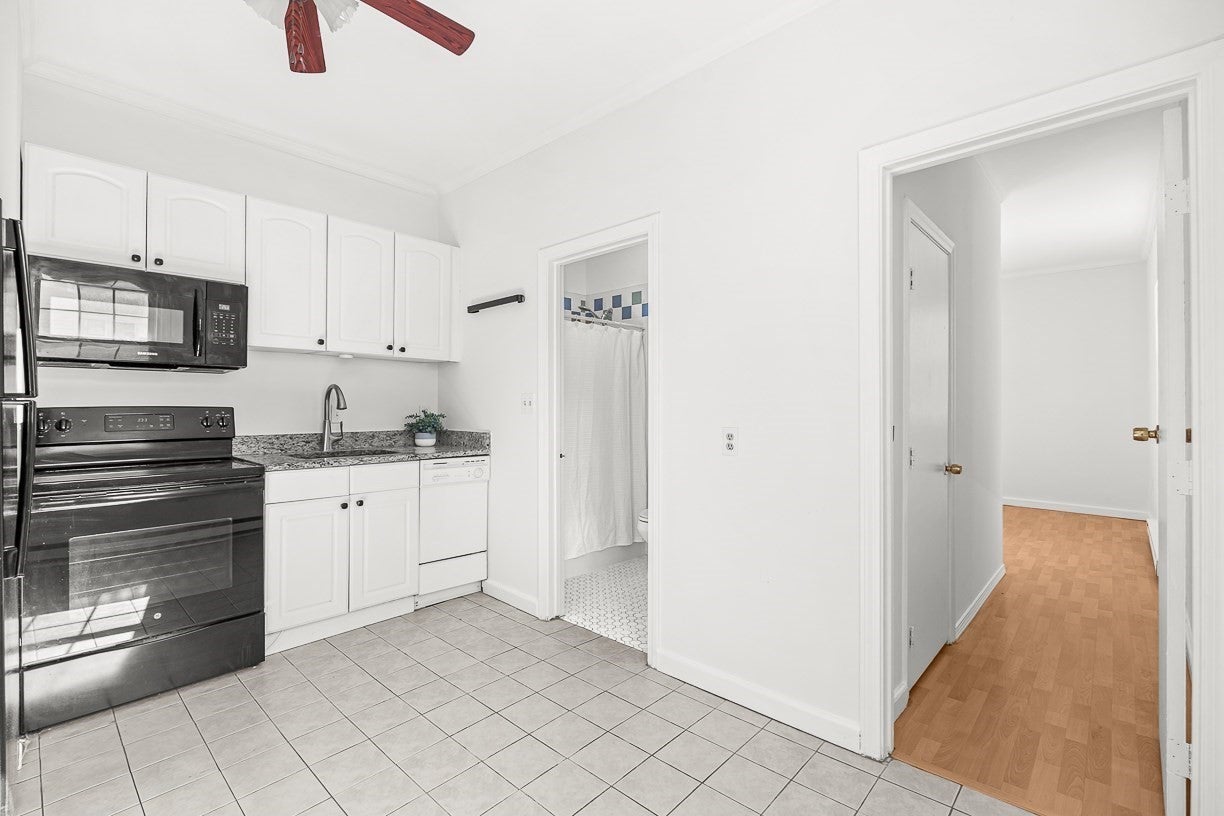 14 W Water St #1 Wakefield, MA 01880