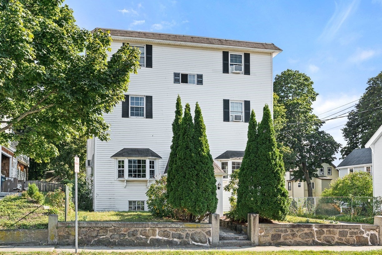 14 W Water St #1 Wakefield, MA 01880