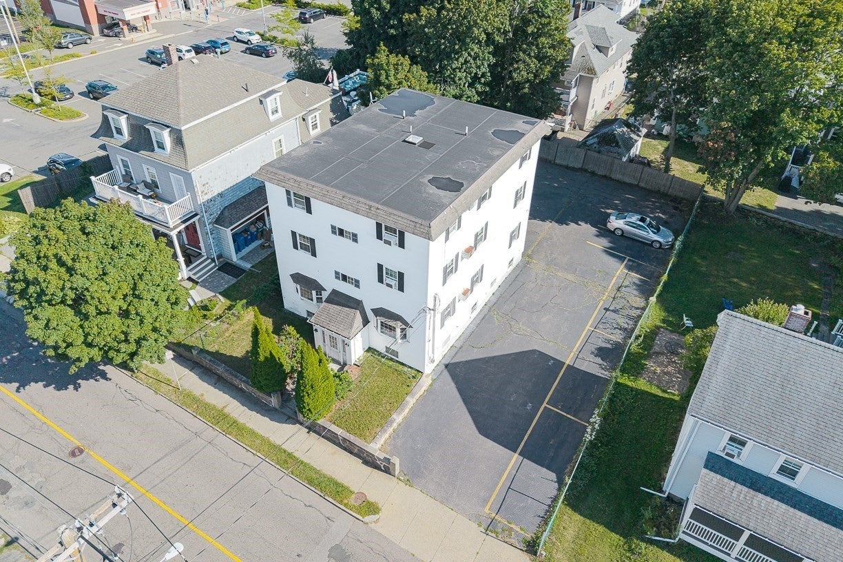 14 W Water St #1 Wakefield, MA 01880