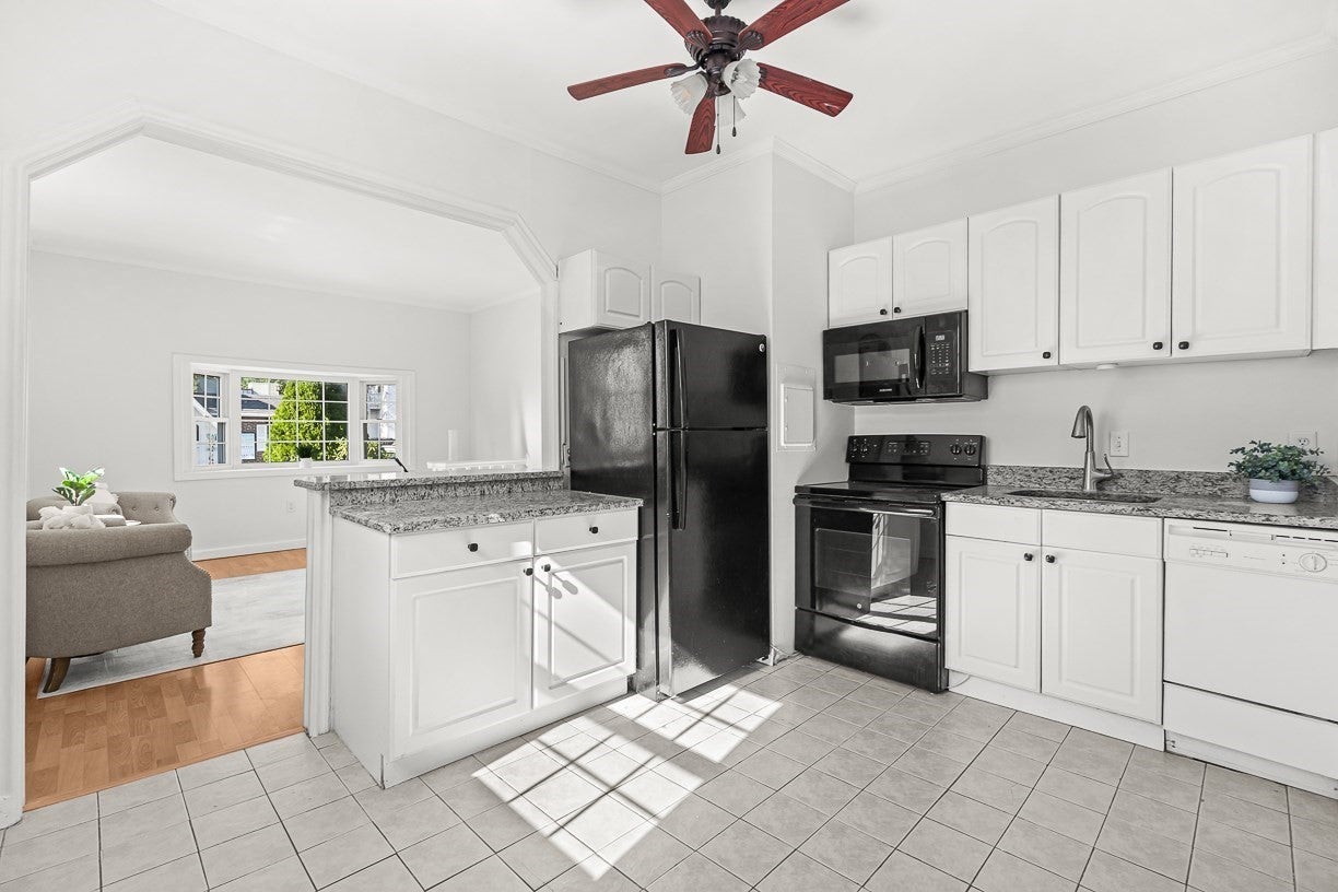 14 W Water St #1 Wakefield, MA 01880