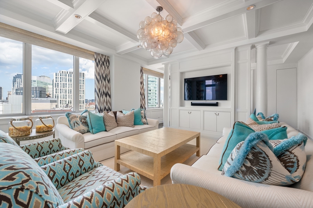 1 Charles reet South St #PH1C/D