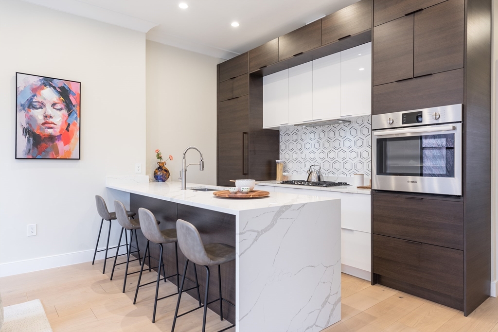 577 Massachusetts Ave #C