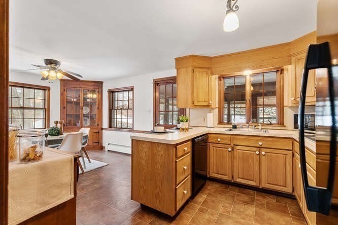 11 Ludlow Ave Wakefield, MA 01880