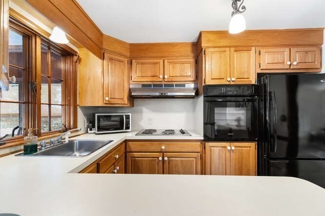 11 Ludlow Ave Wakefield, MA 01880