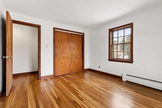 11 Ludlow Ave Wakefield, MA 01880