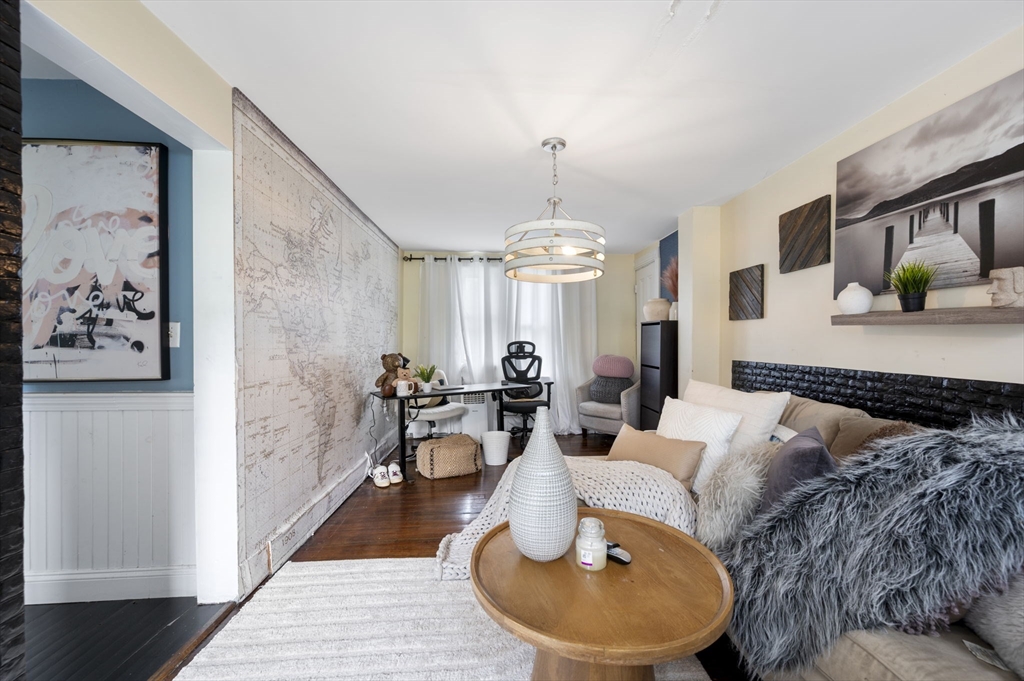 418 Pleasant St Milton, MA 02186