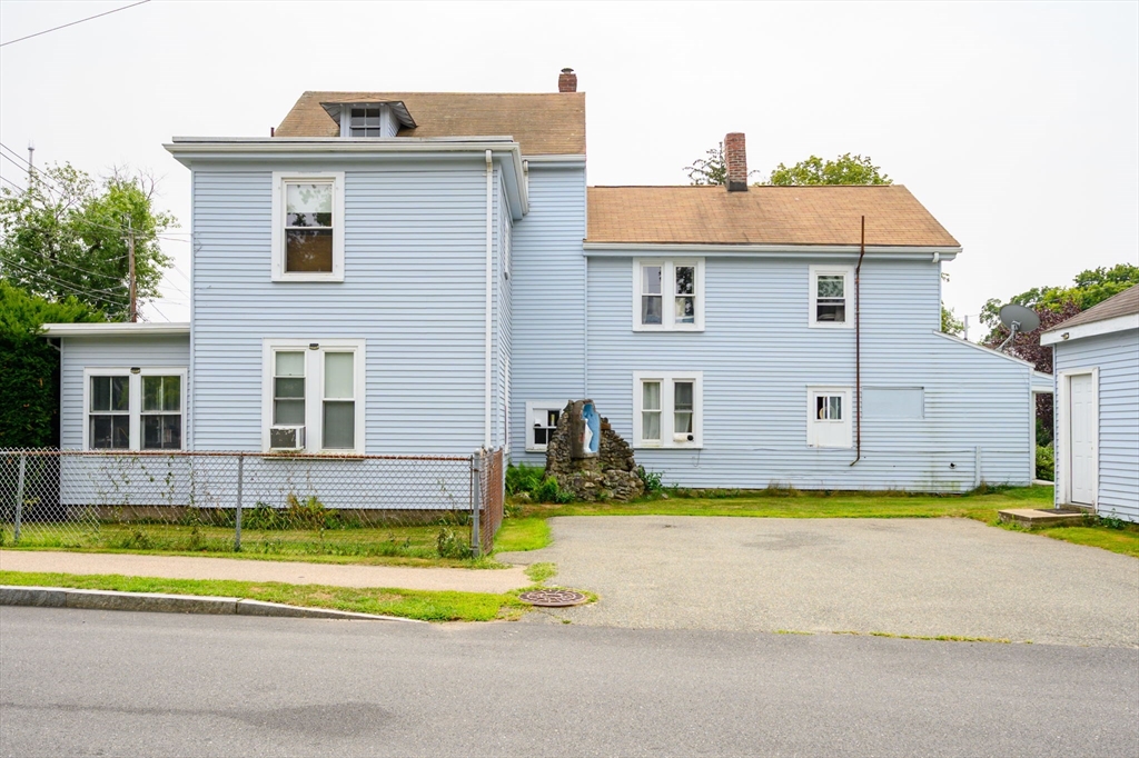 418 Pleasant St Milton, MA 02186