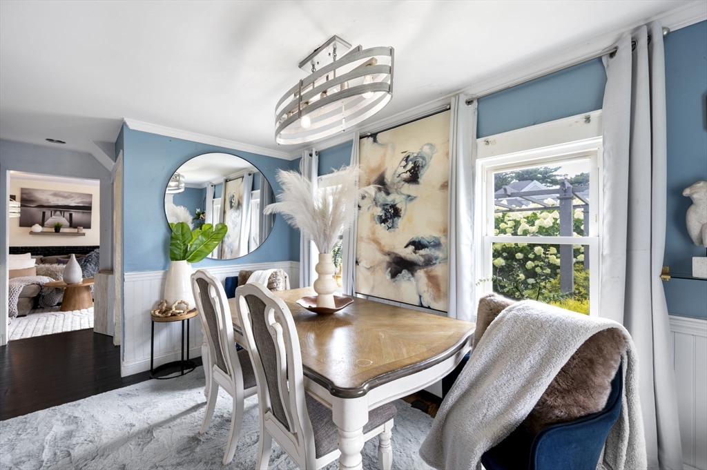 418 Pleasant St Milton, MA 02186