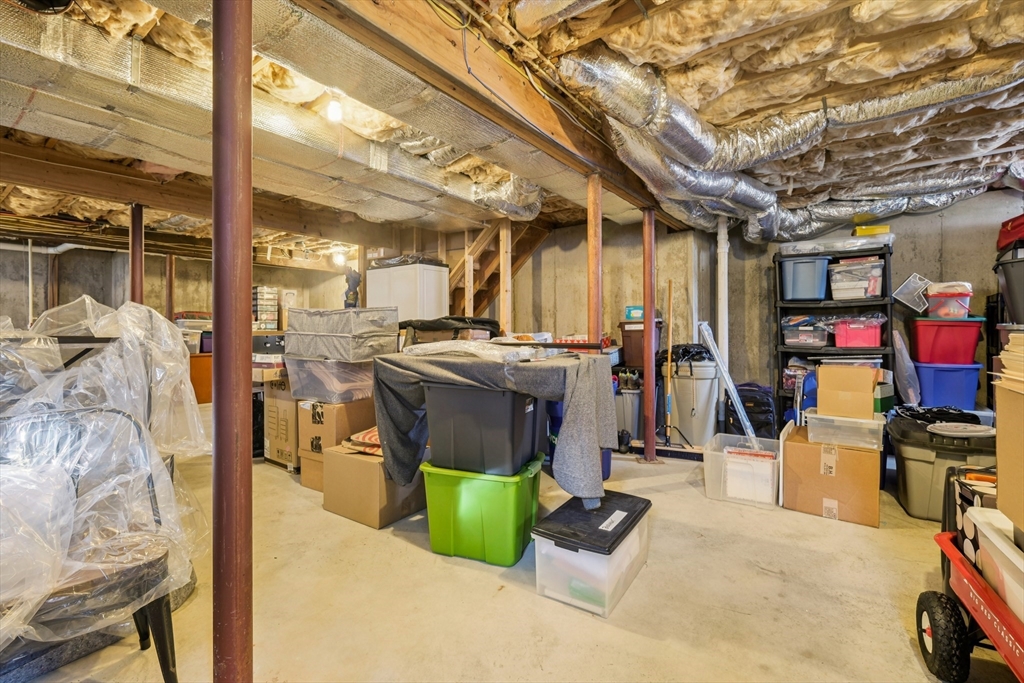 6 Blue Jay Cir #2 Wakefield, MA 01880