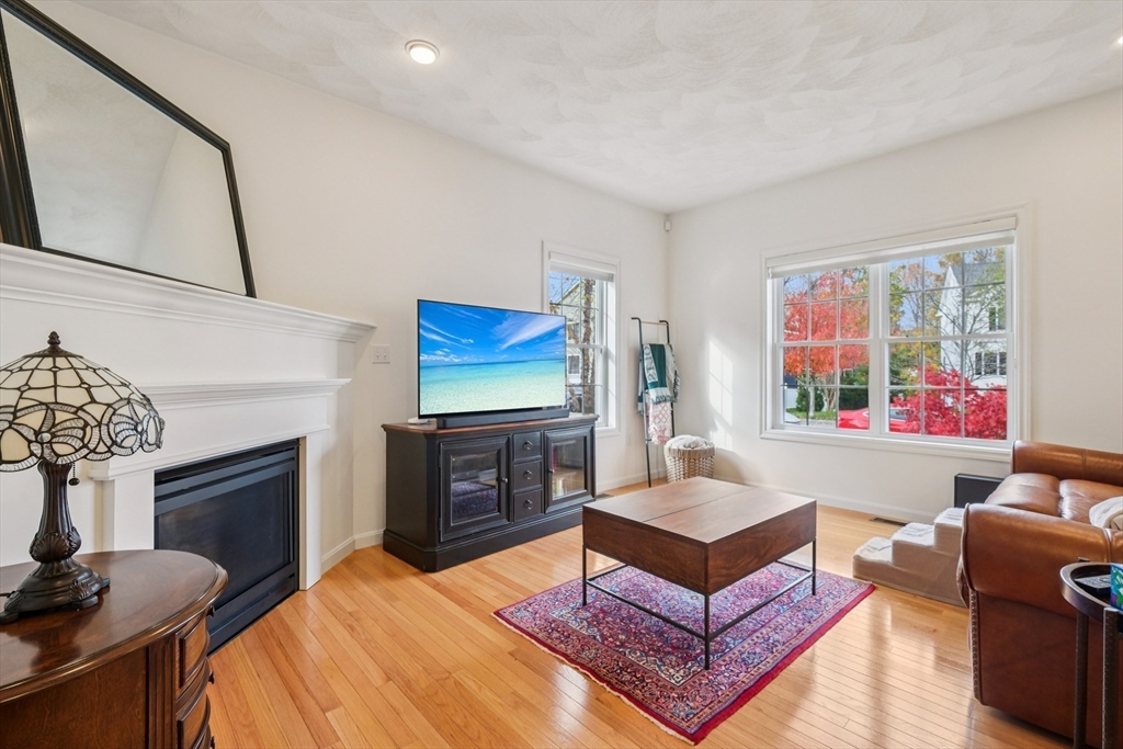 6 Blue Jay Cir #2 Wakefield, MA 01880