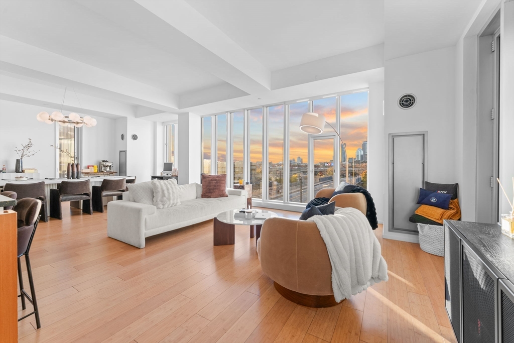 141 Dorchester Ave #202 Boston, MA 02127