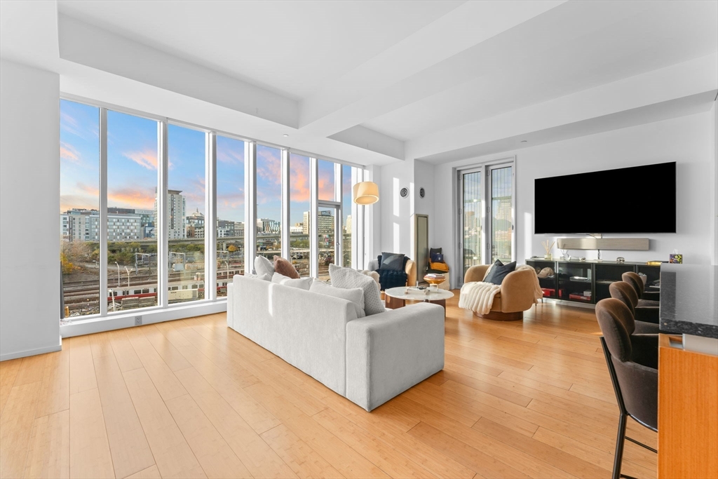 141 Dorchester Ave #202 Boston, MA 02127