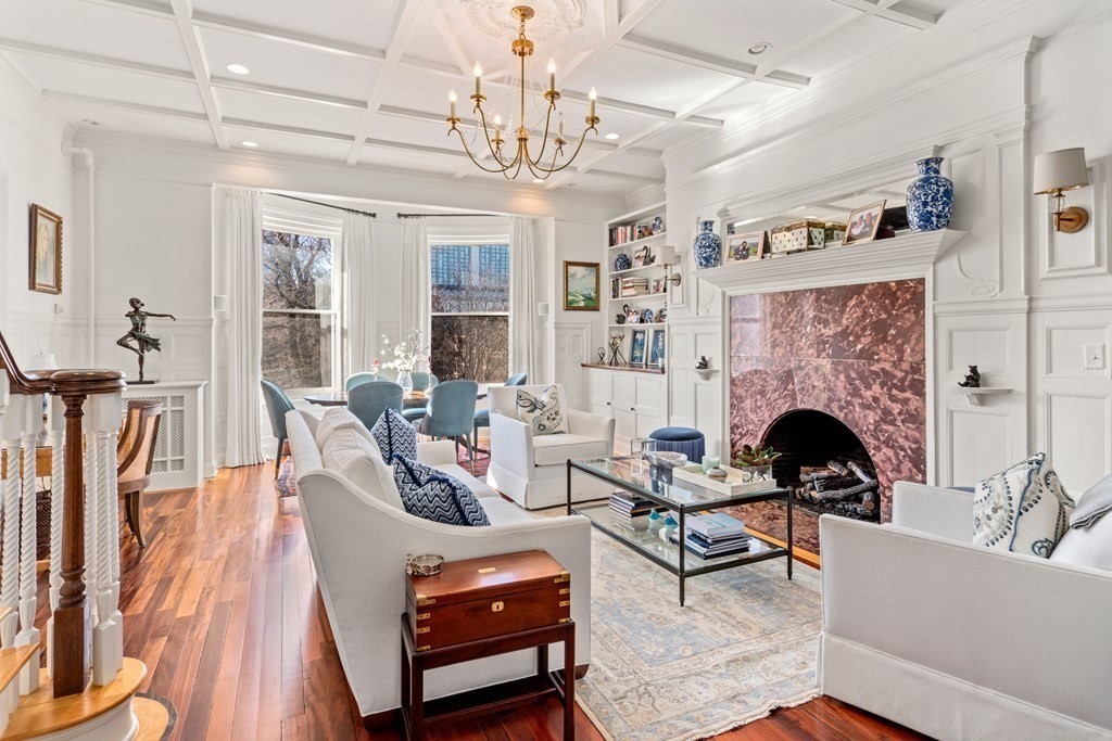 273 Commonwealth Ave #9