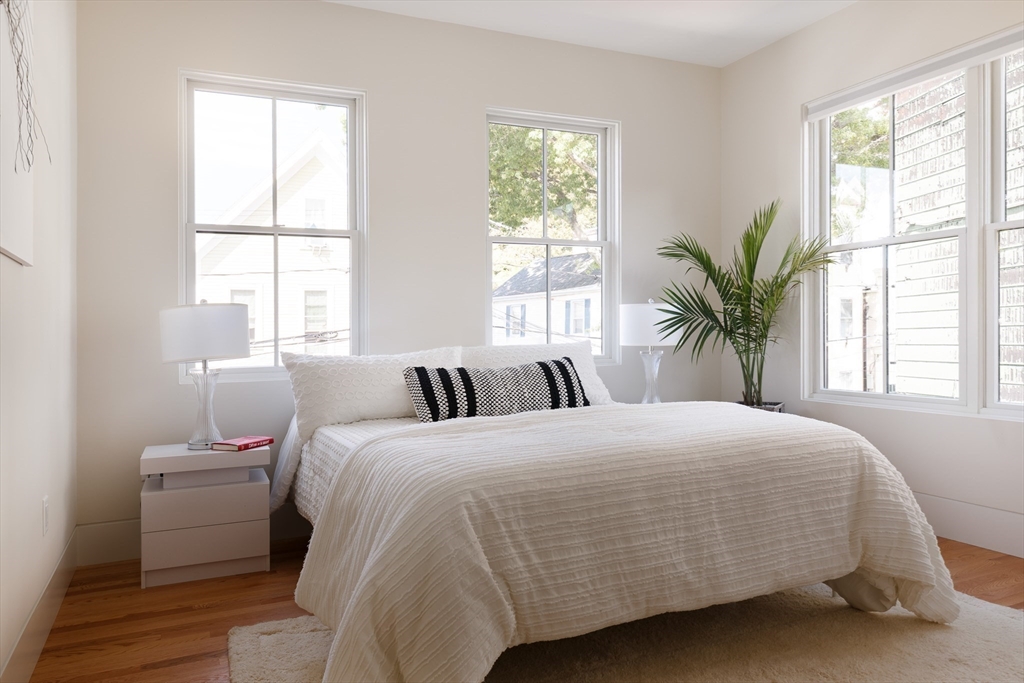 142 Amory St #Front Cambridge, MA 02139