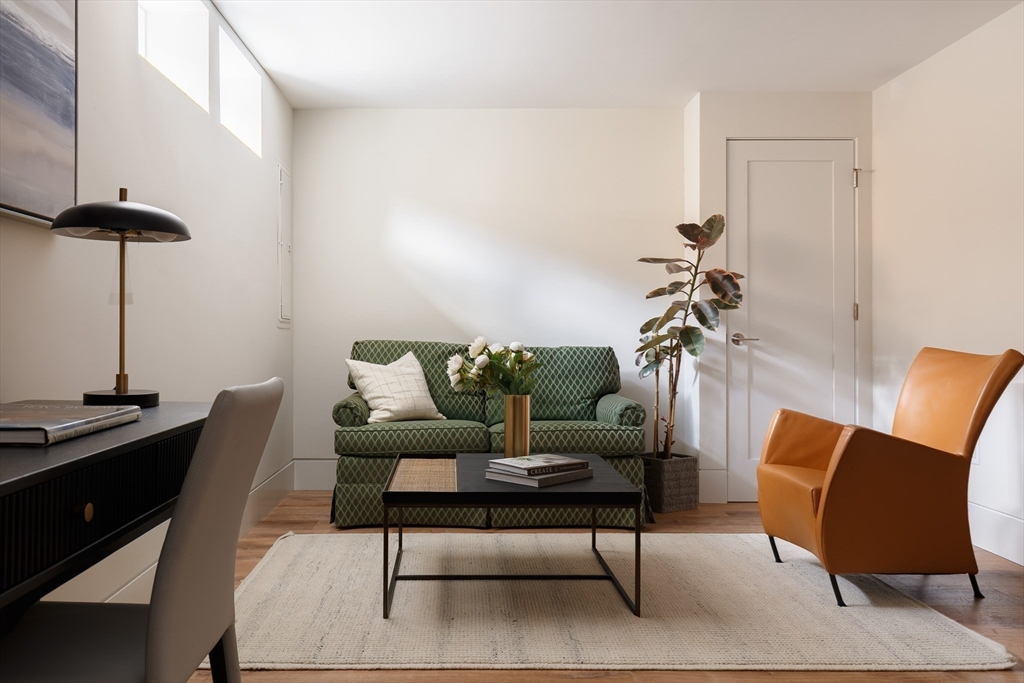 142 Amory St #Front Cambridge, MA 02139